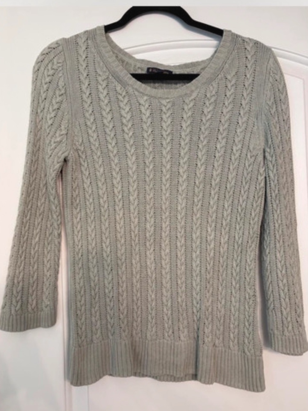 Brooks Brothers Classic Cable Knit Women's Sweater - Light Green